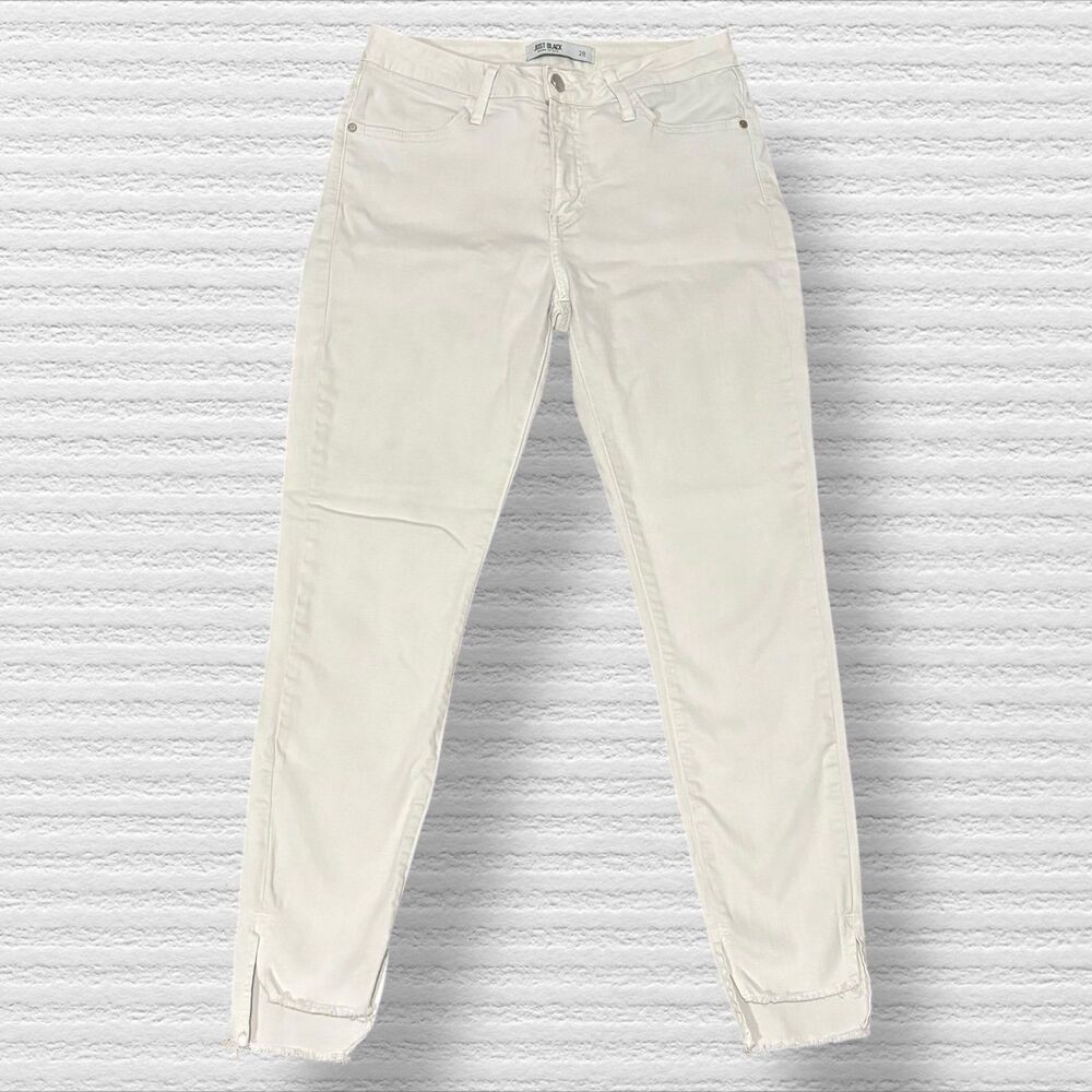 Step Hem White Jeans by Just Black Denim Size 28 US 6